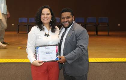 Homenagem a Professora Samira Gama