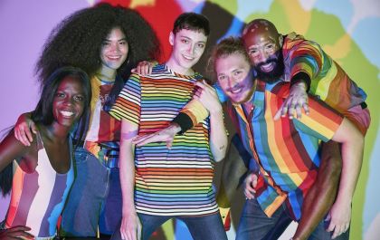 Marcas lançam produtos para o mês do Orgulho LBGTQIA+