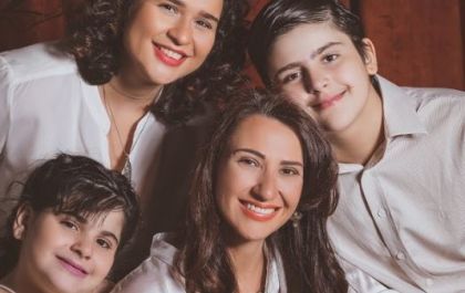Amor revigorante da mamãe Humberta Azambuja