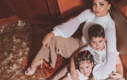 Por seus filhos Monya Padovini é uma mãe leoa
