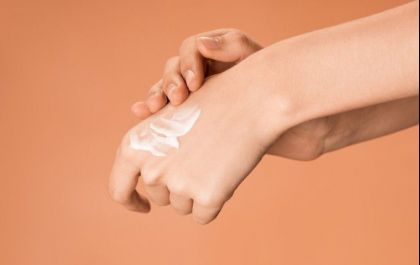 Automassagem para: relaxar, aliviar a dor de cabeça e o estresse