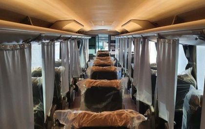 Começa a circular no Brasil ônibus adaptado pra prevenir coronavírus
