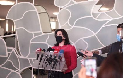 Simone Tebet comunica candidatura independente e defende diálogo