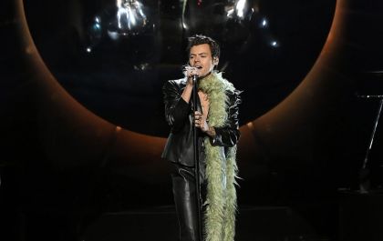 Enquete: Você usaria esses looks do Grammy 2021?