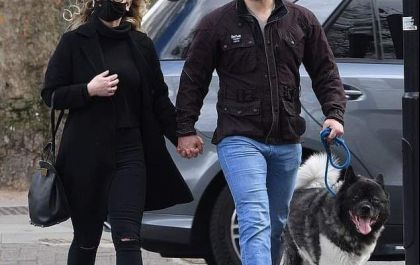 Henry Cavill é fotografado com nova namorada