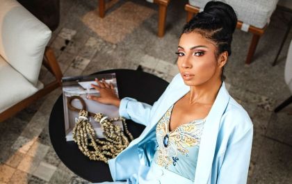 Editorial de moda: A realeza do topázio azul