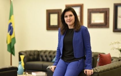 Entrevista: Senadora Simone Tebet fala sobre a participação das mulheres nos espaços de poder e decisão no Brasil