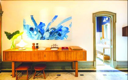 Acervo precioso: o décor é atual, mas com um olhar todo especial para o passado