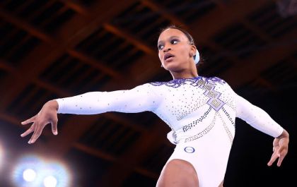 É prata! Rebeca Andrade faz história na ginástica artística em Tóquio