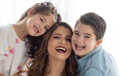 Mulher, mãe, Monya