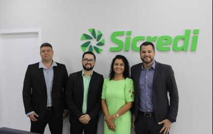Sicredi Selvíria inaugura em grande estilo
