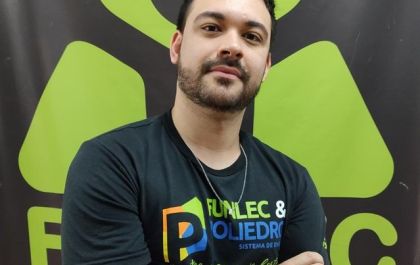 Prof.º João Vitor Brito: E a Incrível Arte de Lecionar