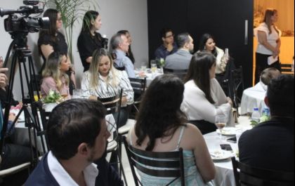 Agitta Social na reinauguração da Ana Luiza Imóveis