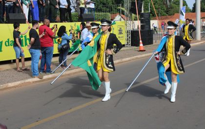 Desfile em comemoração ao 7 de setembro