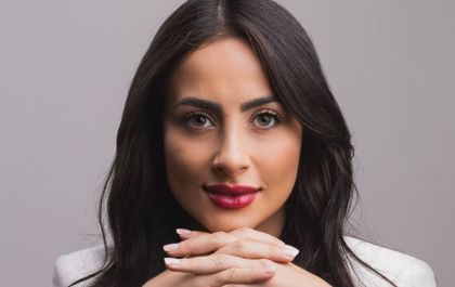 Sandy Barros: Talento, beleza e vocação