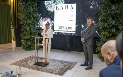 Rara Gente comemora 100 edições e seus 20 anos em alto estilo