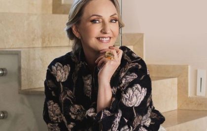 HojeCast recebe Ivete Binda, a editora-chefe da revista Rara Gente
