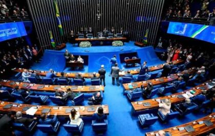 Senado aprova projeto que criminaliza a misoginia e equipara crime ao racismo