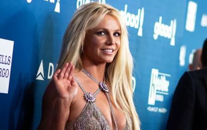 Britney Spears se interna em clínica de reabilitação