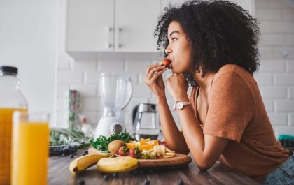 Quer transformar sua relação com a comida? Conheça o mindful eating e comer intuitivo
