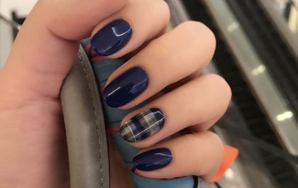 Unhas para o inverno 2026: do marrom espresso ao xadrez colorido