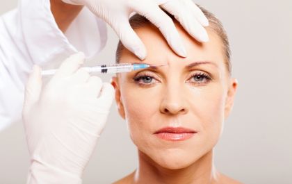 Injeção de juventude - Conheça os benefícios da toxina botulínica que vão além da estética
