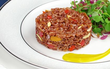 Receita fit: Arroz vermelho com amêndoas