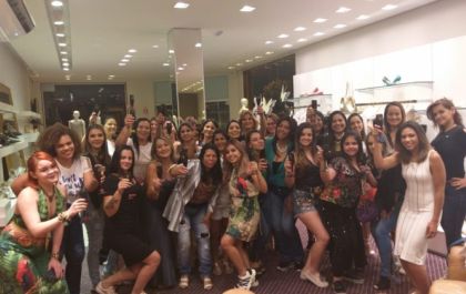 Rara Gente participa do Carmen Day e visita fábrica da grife