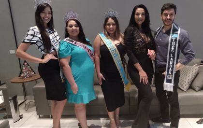 Backstage: Visita das misses e mister Três Lagoas no Grupo Agitta