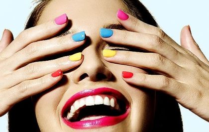 Mood colorful: Uma seleção vibrante e divertida de esmaltes