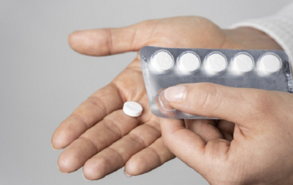 Covid-19: entenda por que você não deve comprar hidroxicloroquina agora