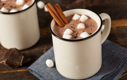 3 receitas deliciosas de chocolate quente para curtir o frio!